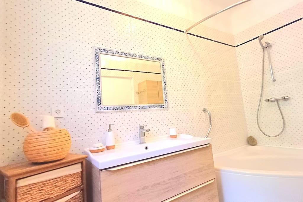 Vila Un Brin De Paille Cagnes-sur-Mer Pokoj fotografie