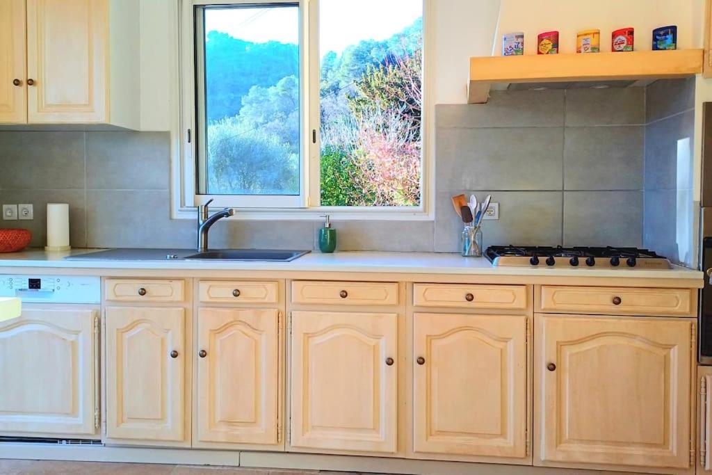 Vila Un Brin De Paille Cagnes-sur-Mer Pokoj fotografie